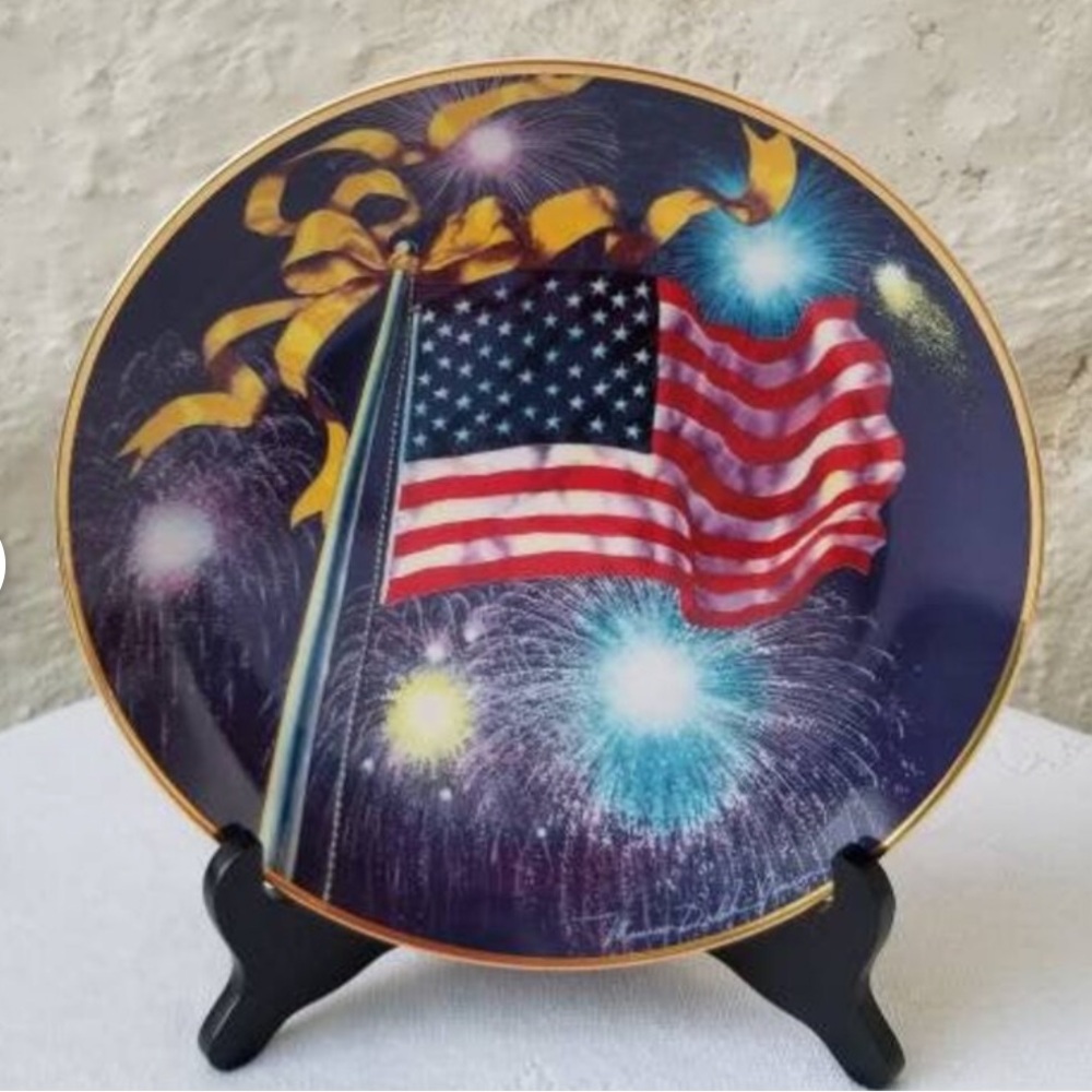 Franklin Mint Land Of The Free Limited Edition Fine Porcelain Plate